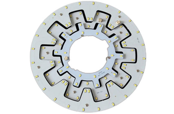 Хорошая цена Соответствующая требованиям Rohs черная шелковая экрана алюминиевая печатная плата с точной толерантностью отверстий онлайн